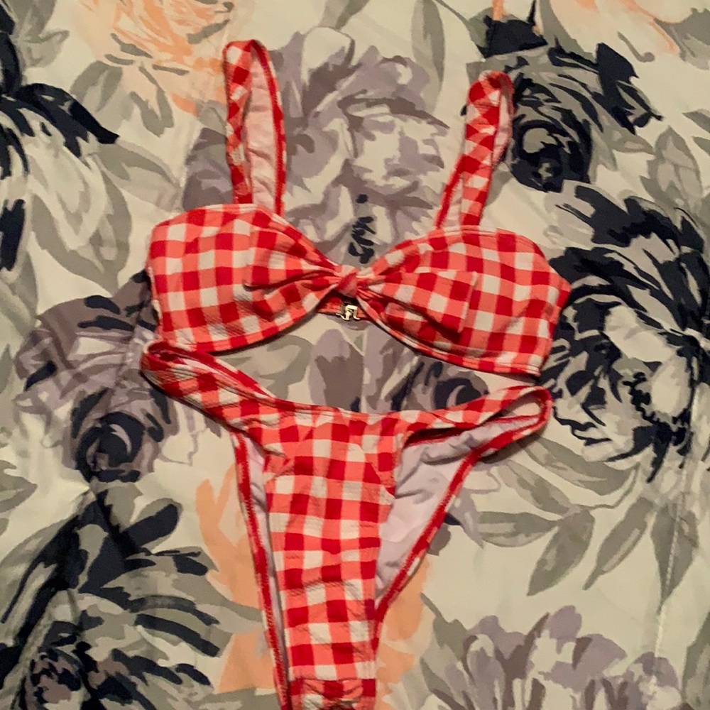 NWOT ladies red&white check bikini